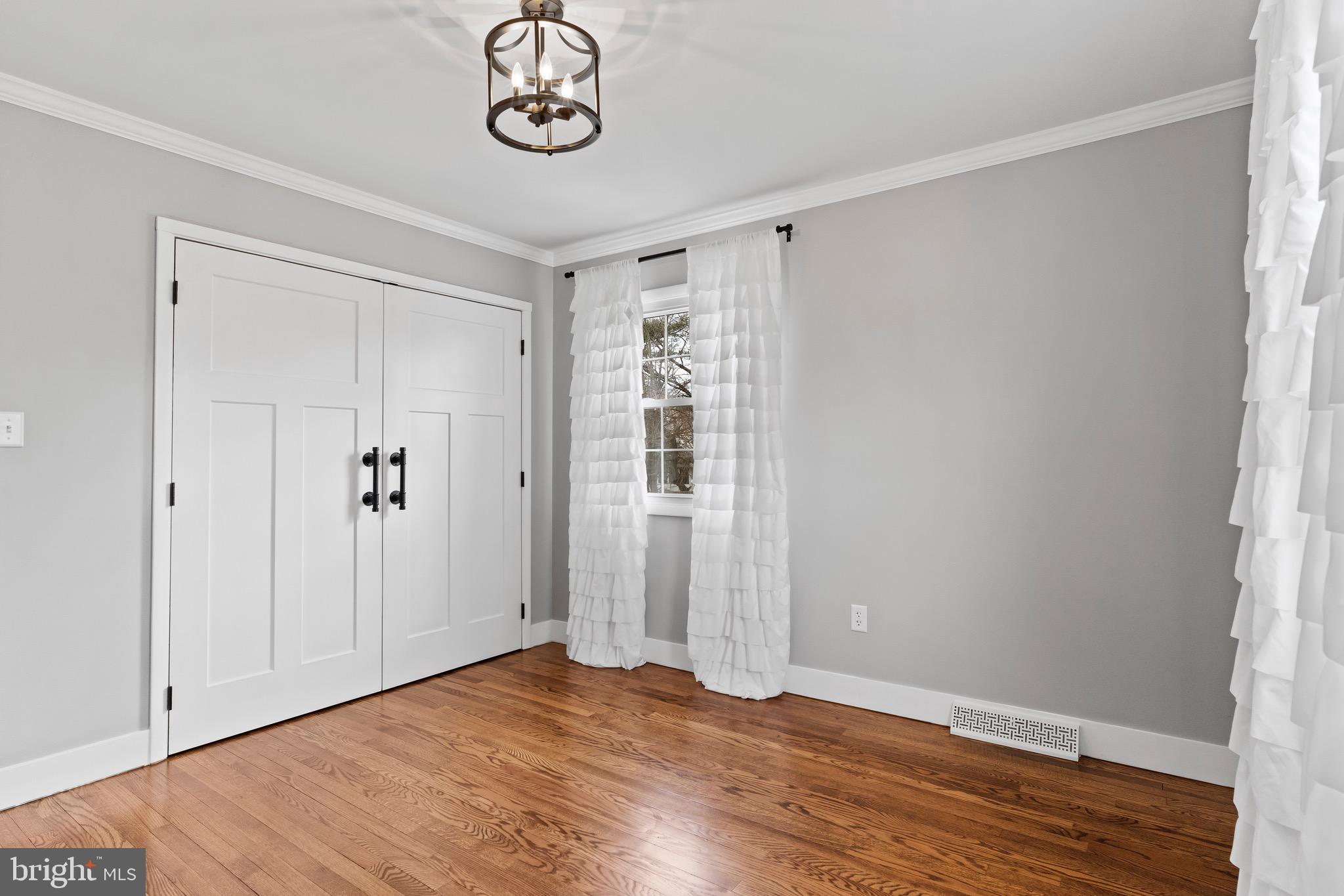 KENDOR SUMMIT - Residential