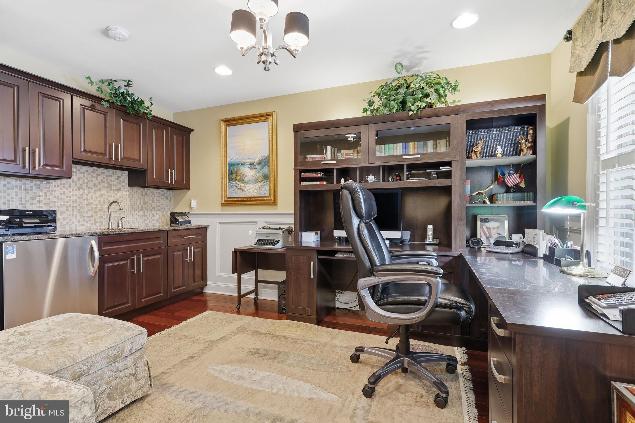 ST JAMES COURT - Residential