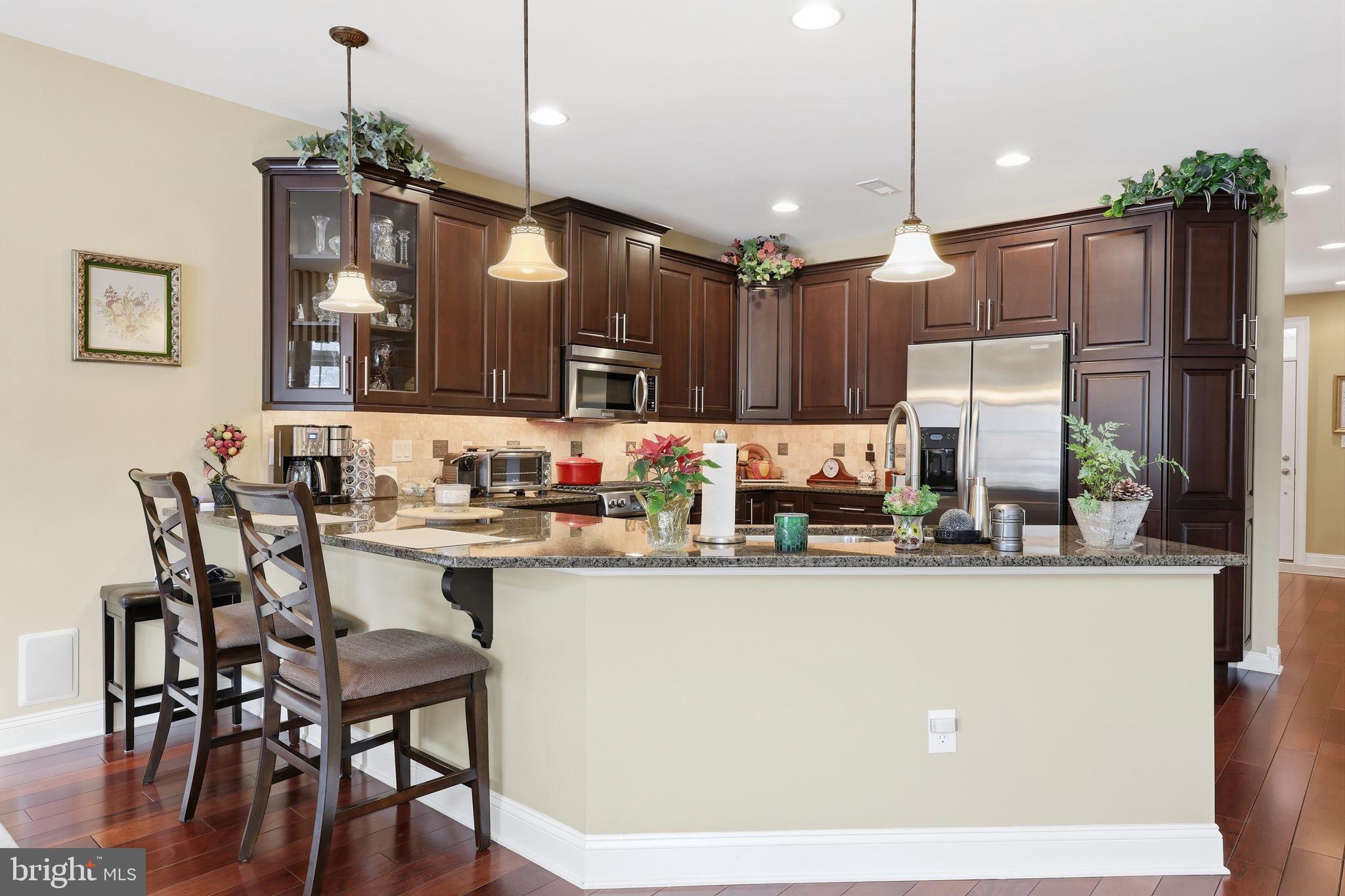 ST JAMES COURT - Residential