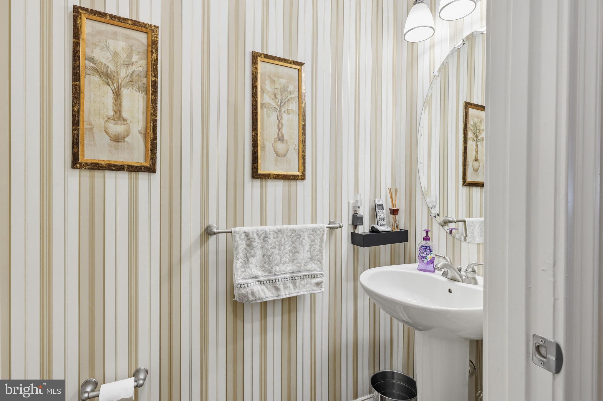 ST JAMES COURT - Residential