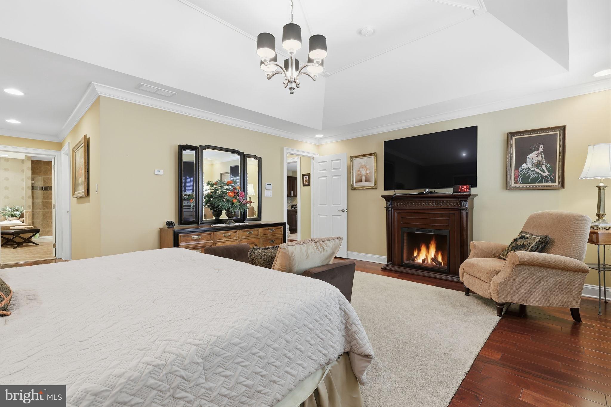 ST JAMES COURT - Residential