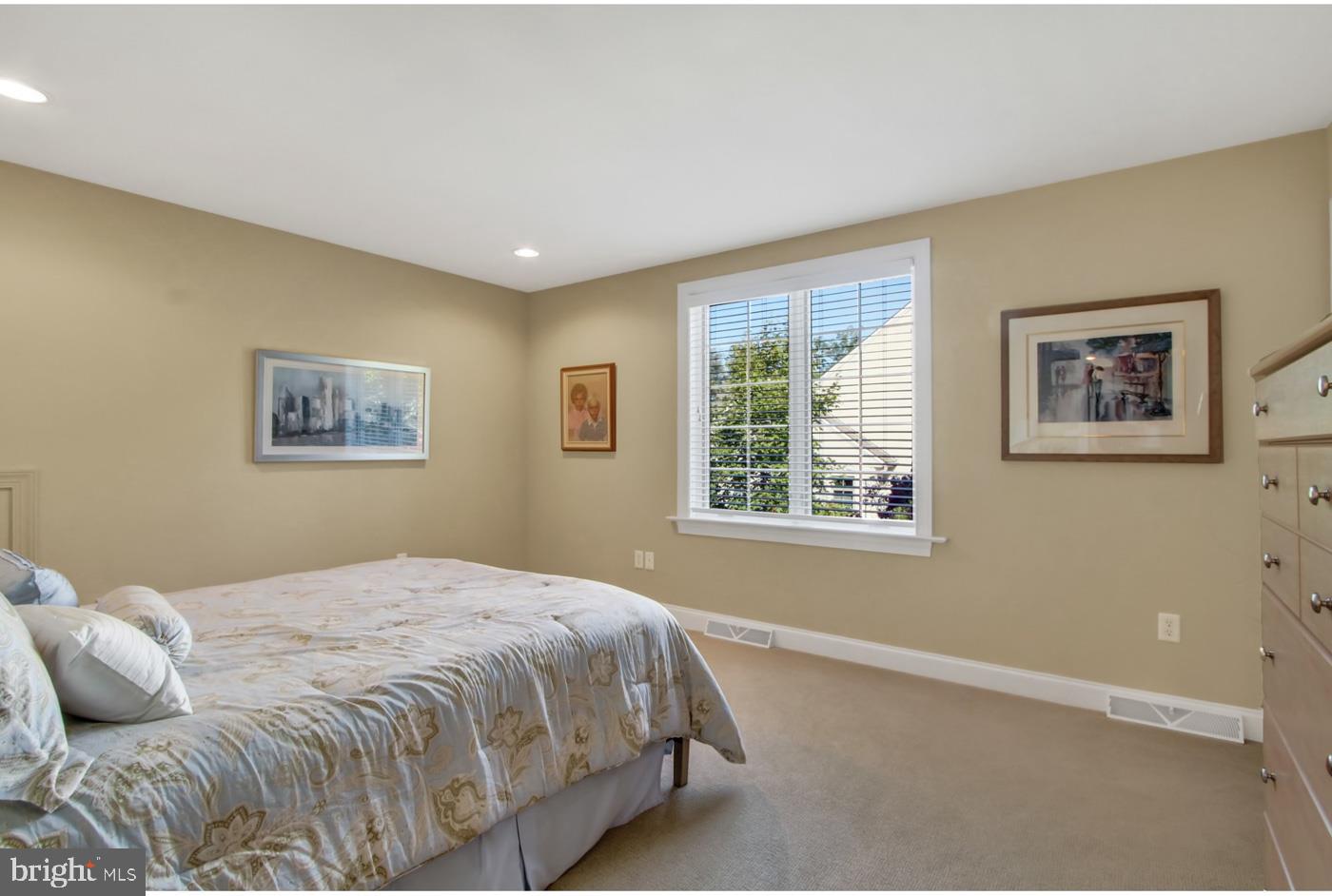 CHANTICLEER - Residential