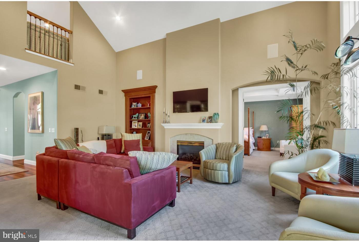 CHANTICLEER - Residential