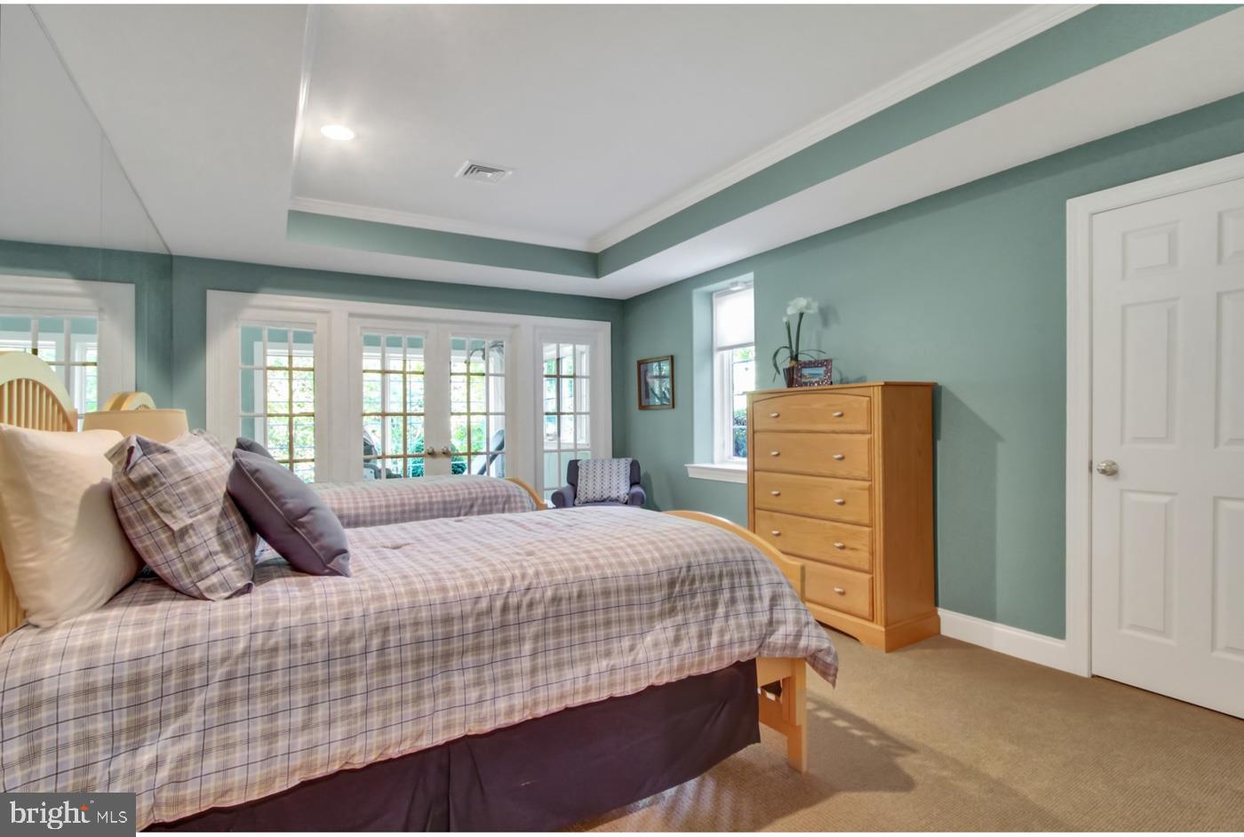 CHANTICLEER - Residential