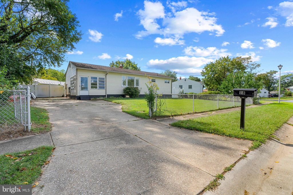 Photo of 18 John Collins Circle, DOVER, DE 19904 (MLS # DEKT2041602)