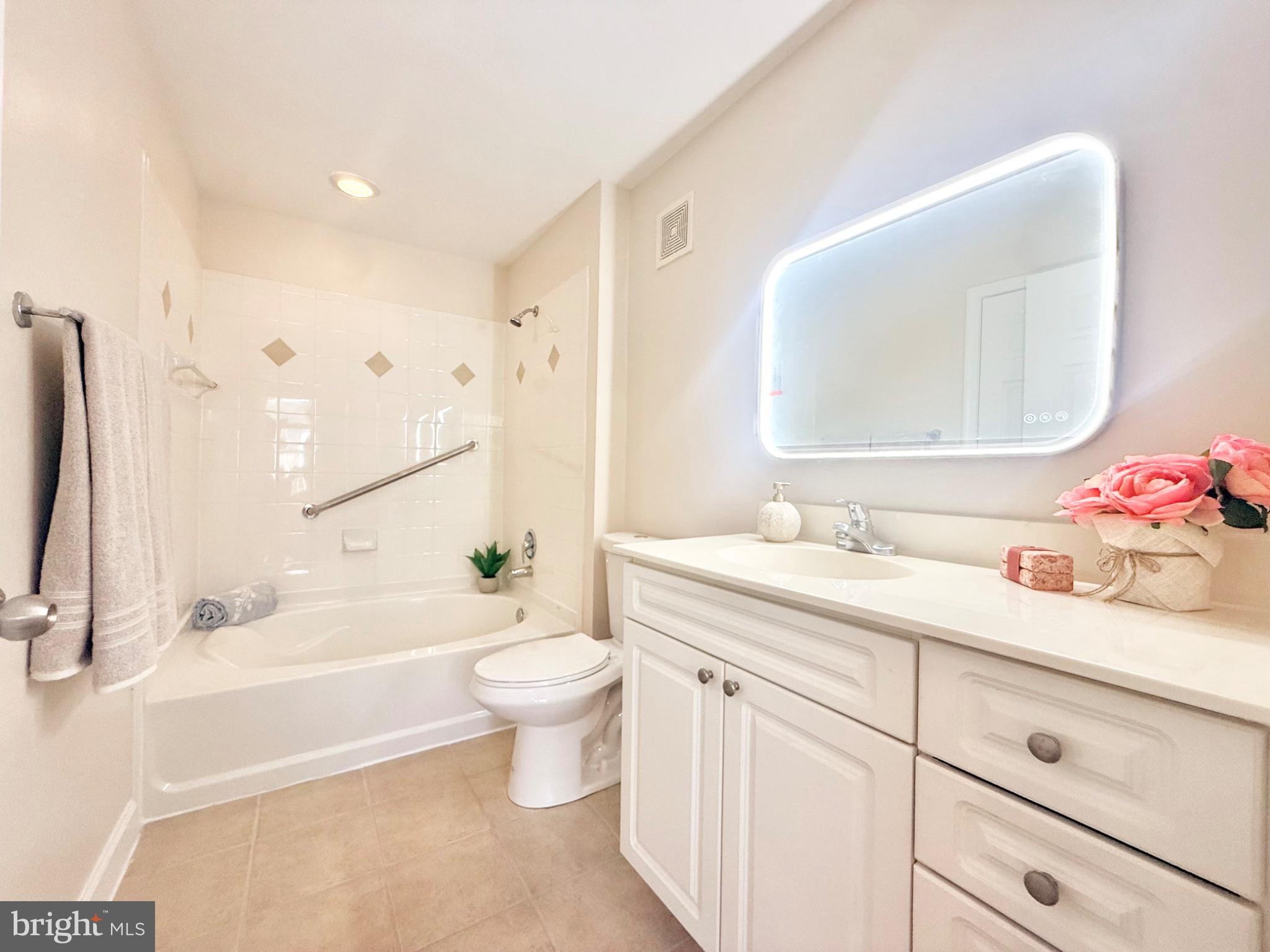501 HUNGERFORD DRIVE 438