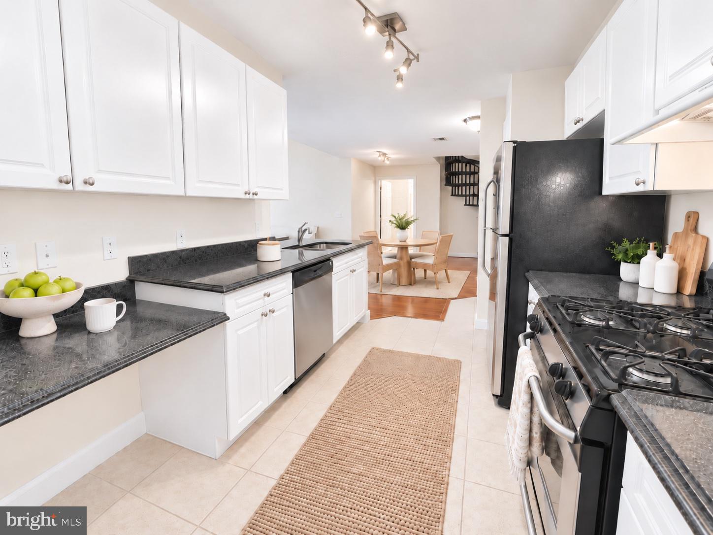 501 HUNGERFORD DRIVE 438