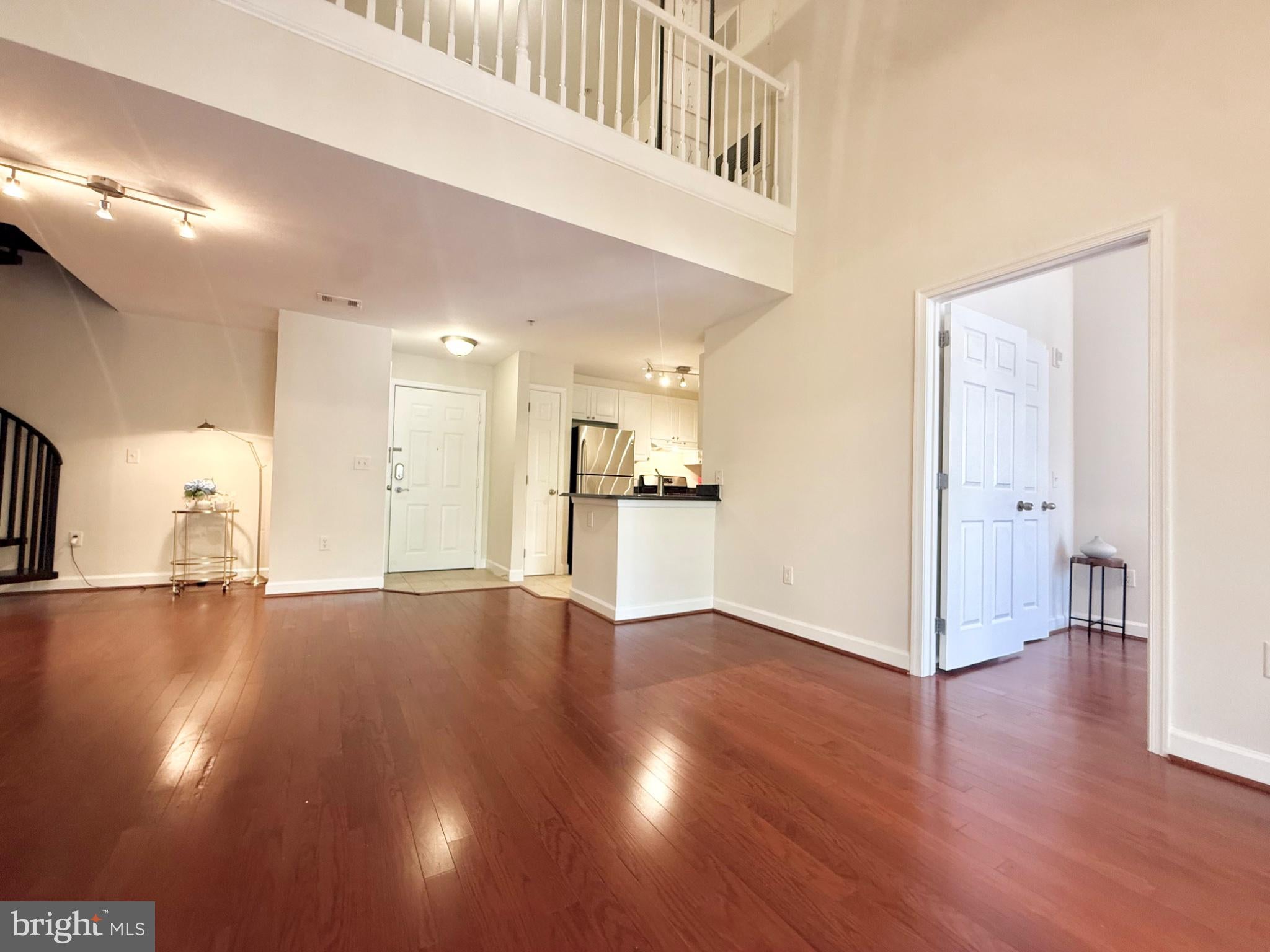 501 HUNGERFORD DRIVE 438