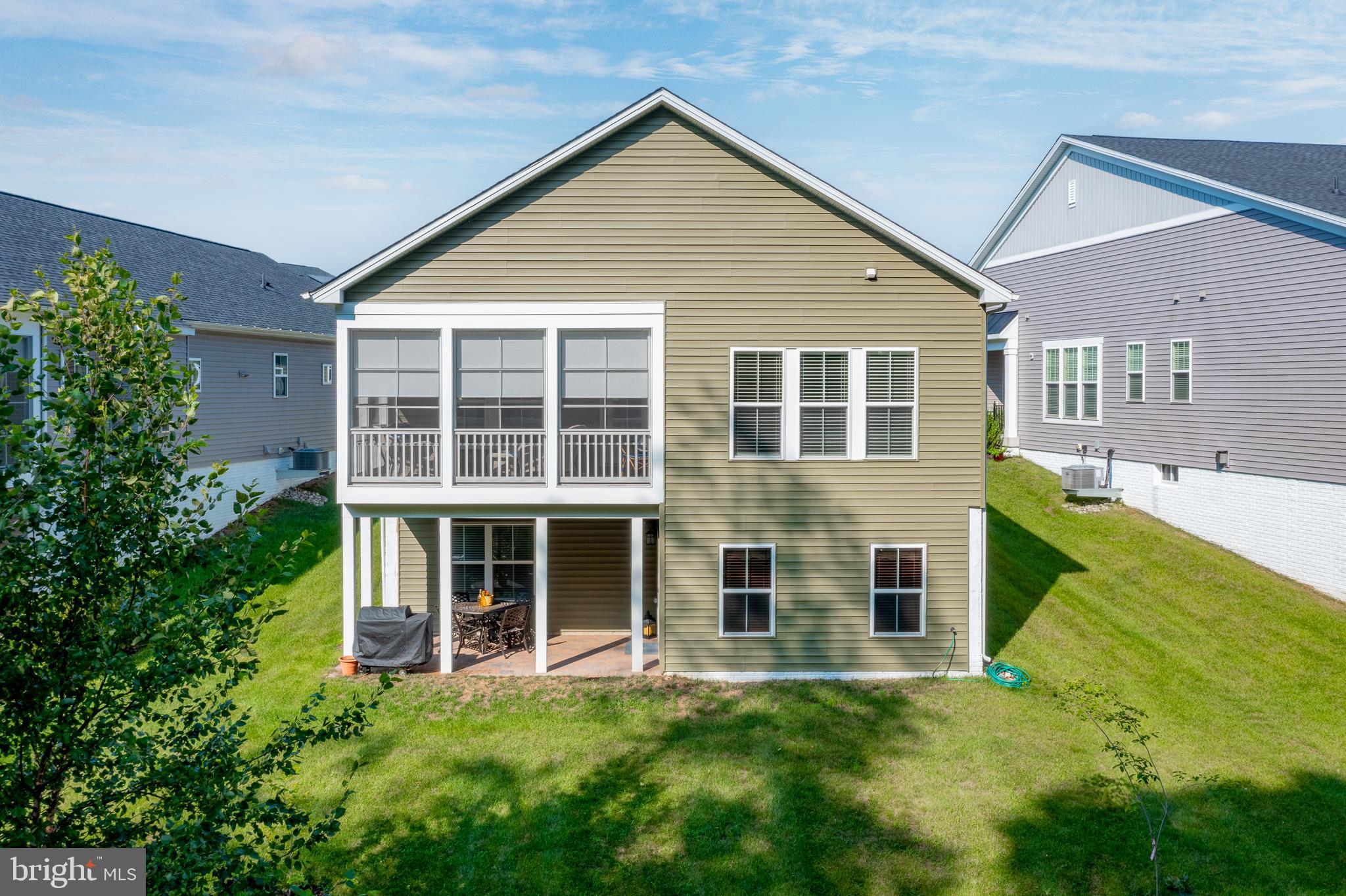 TWO RIVERS - Residential