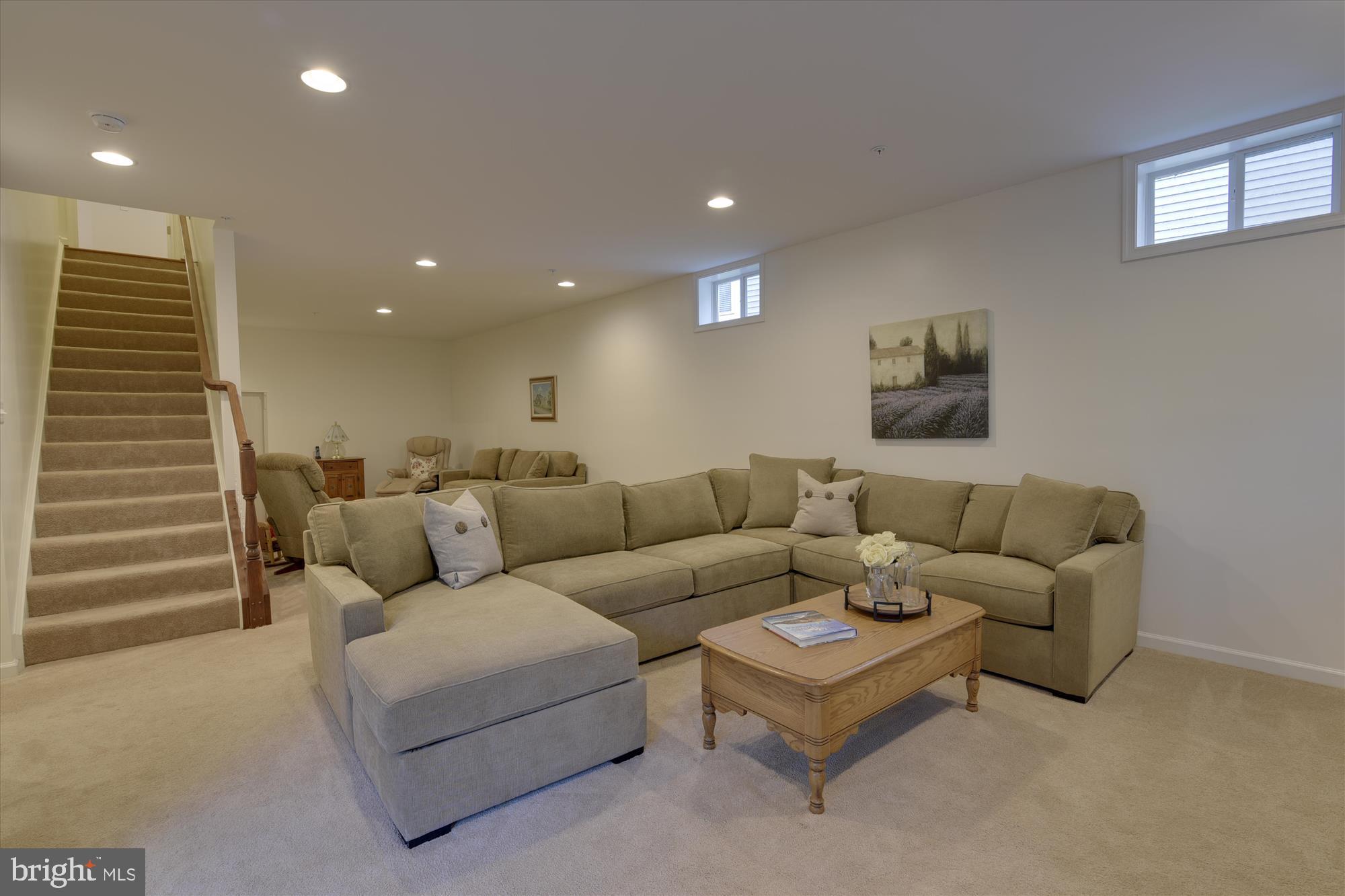 TWO RIVERS - Residential