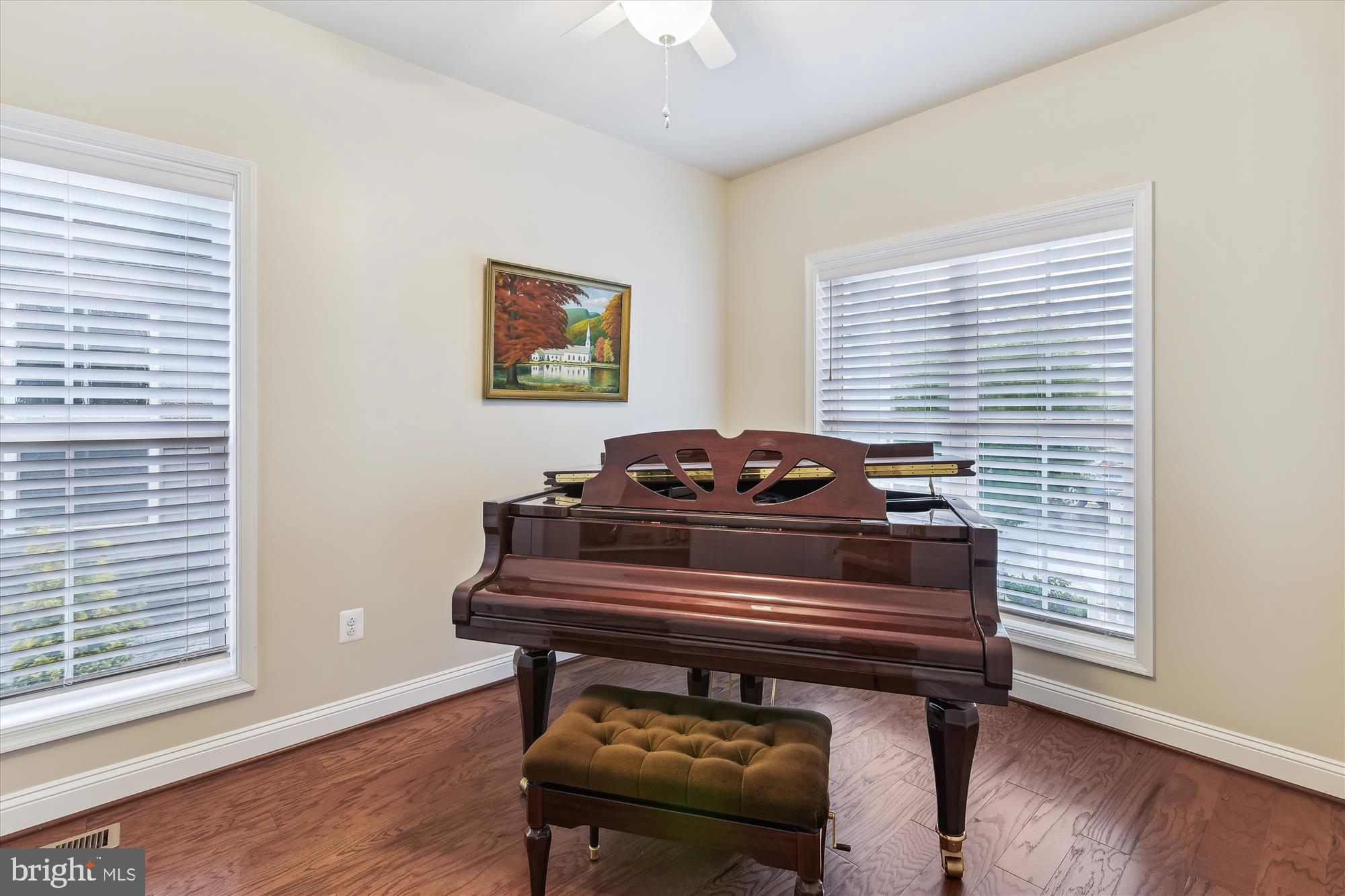 TWO RIVERS - Residential