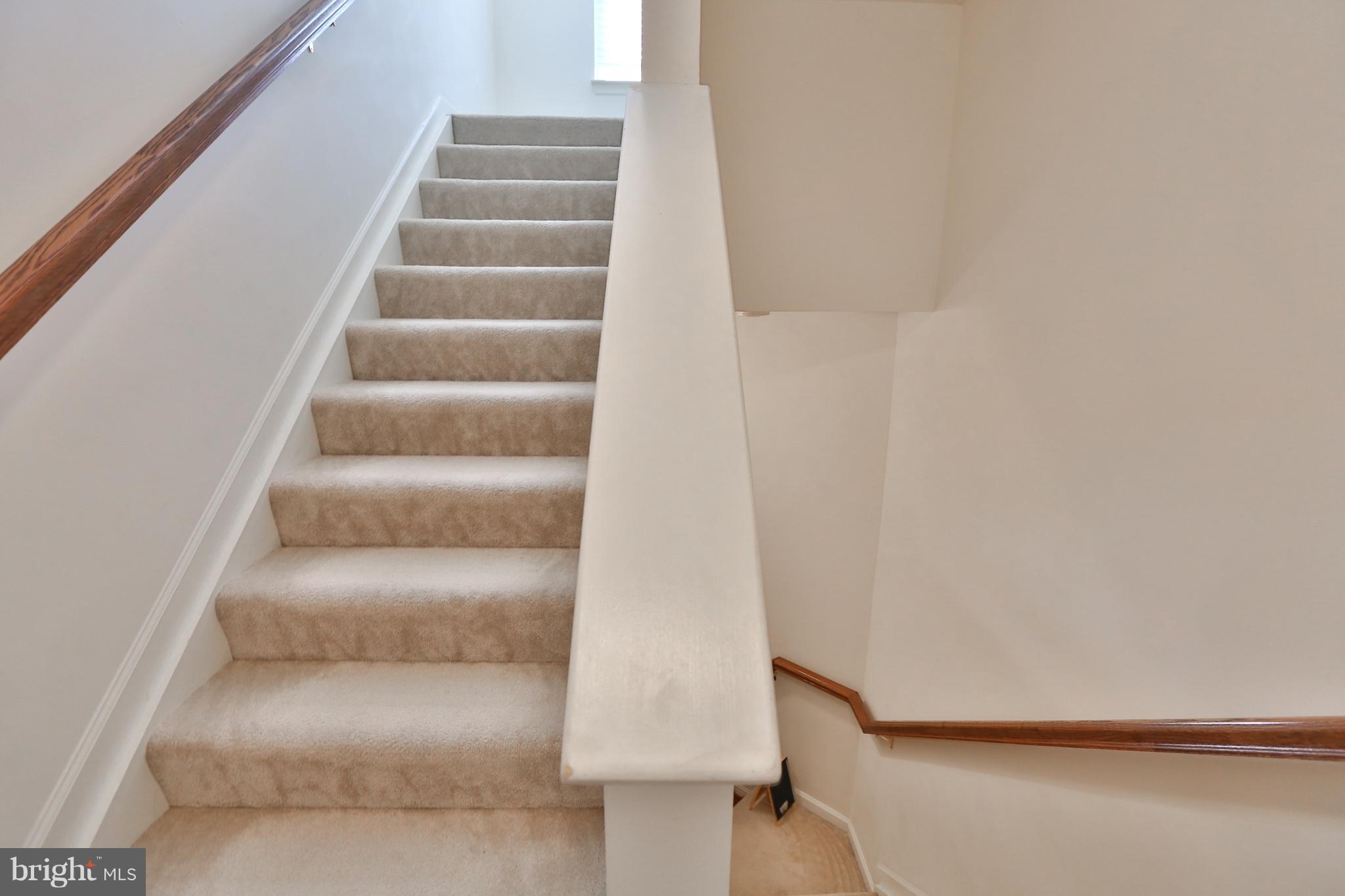 CENTREVILLE CROSSING - Residential Lease