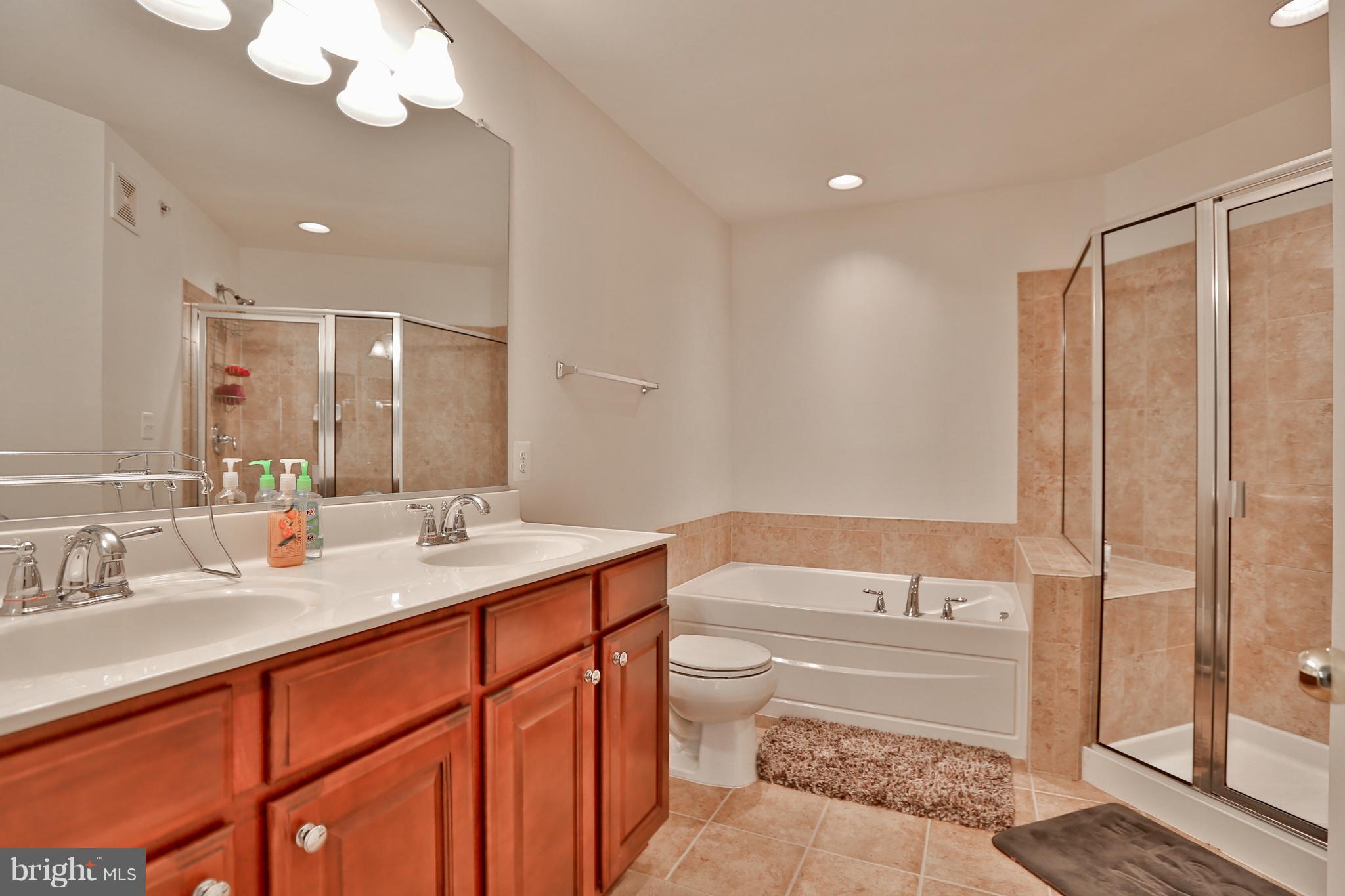 CENTREVILLE CROSSING - Residential Lease