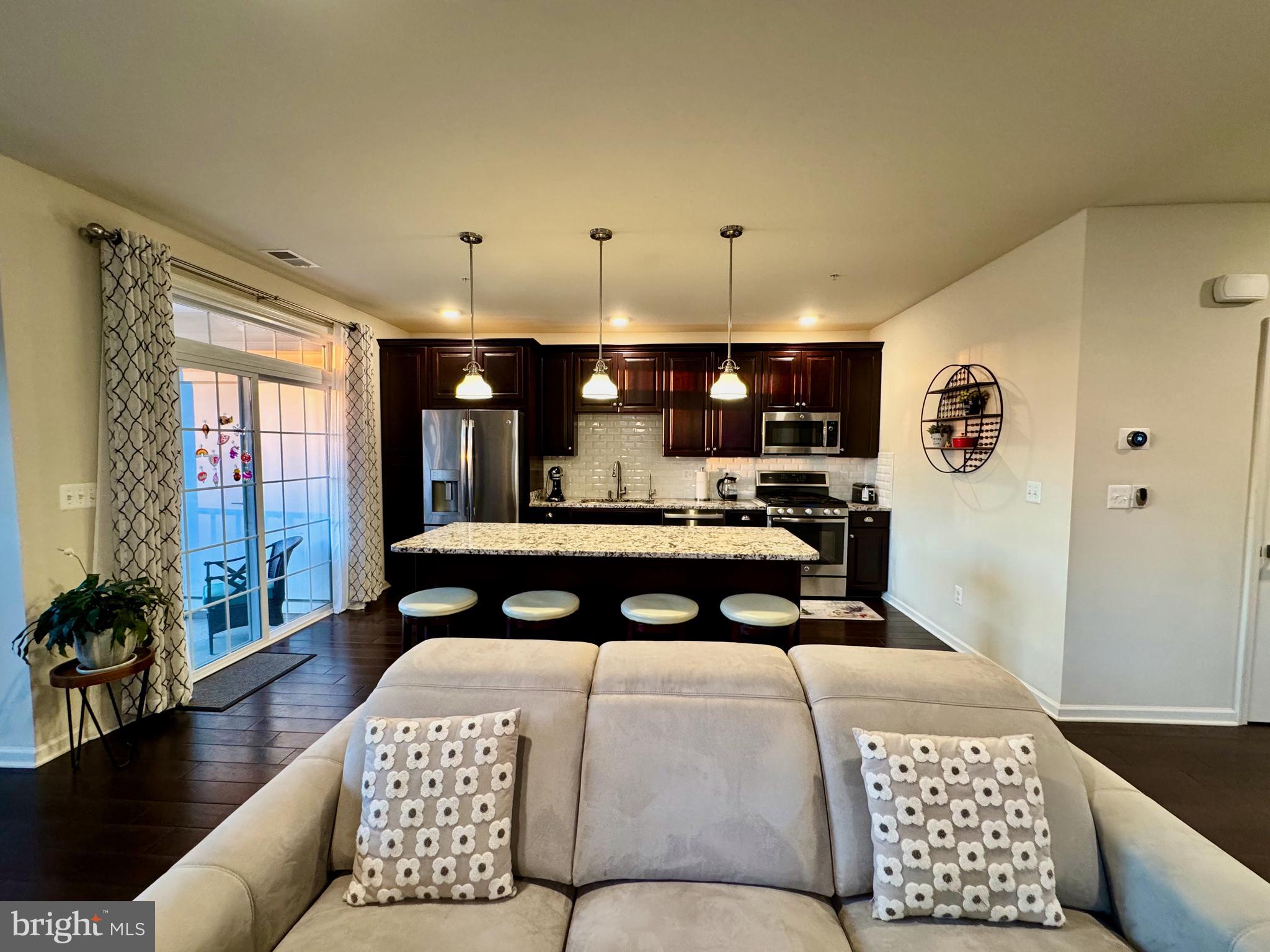 RIDGES AT LOUDOUN VALLEY - Residential Lease