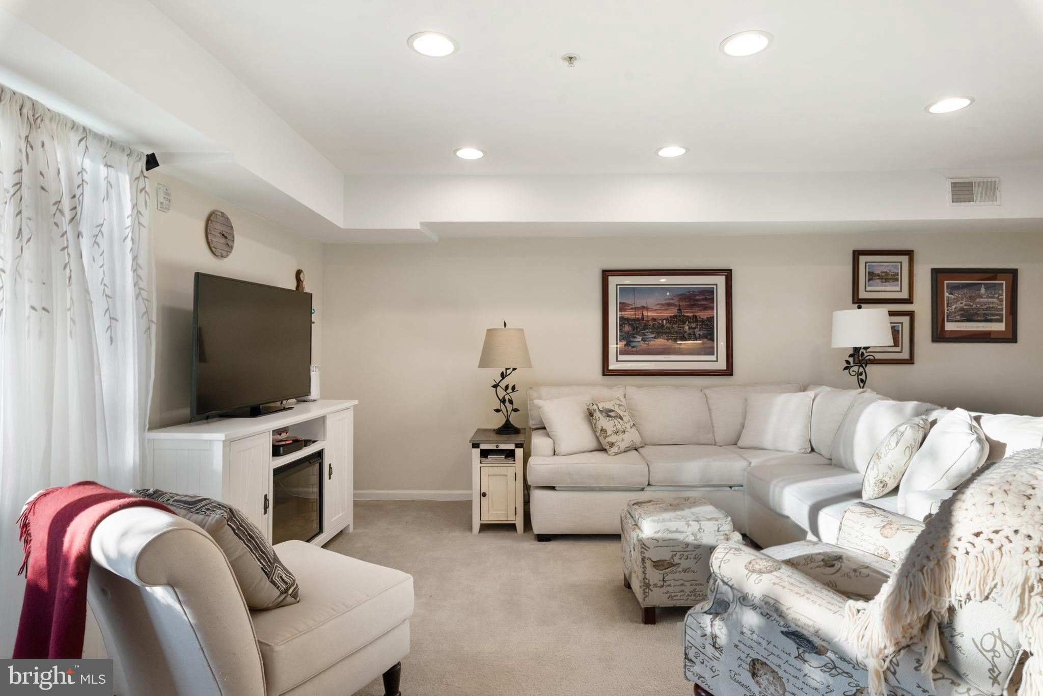 THE LANDING AT SPA CREEK - Residential