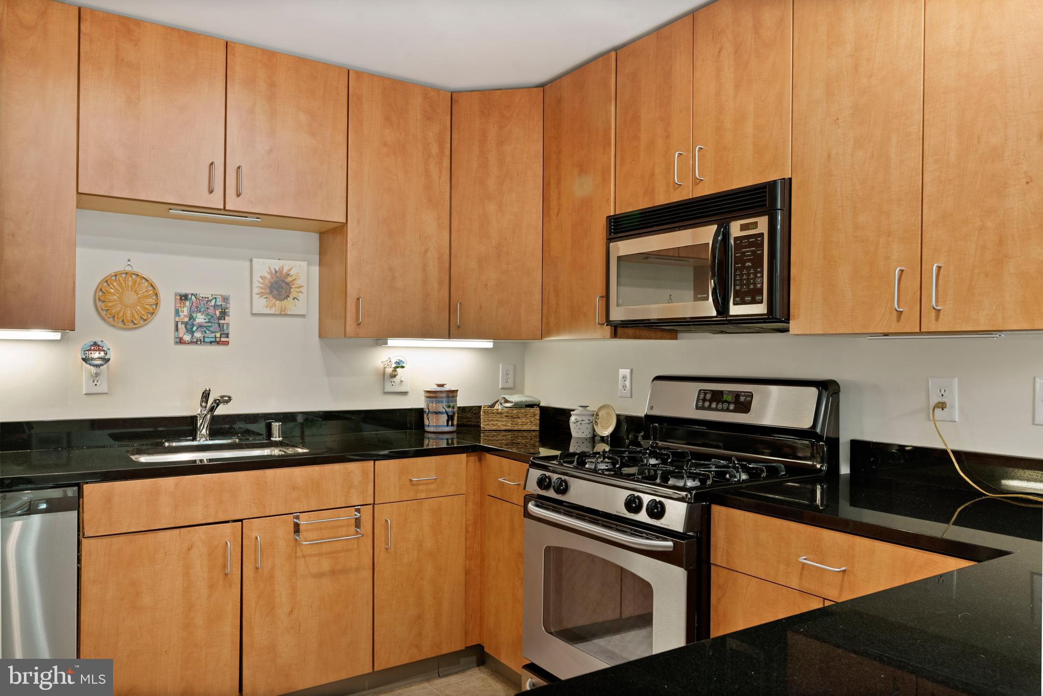 THE LANDING AT SPA CREEK - Residential