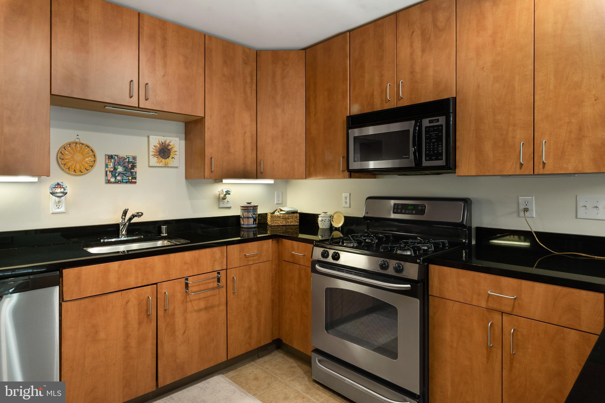 THE LANDING AT SPA CREEK - Residential