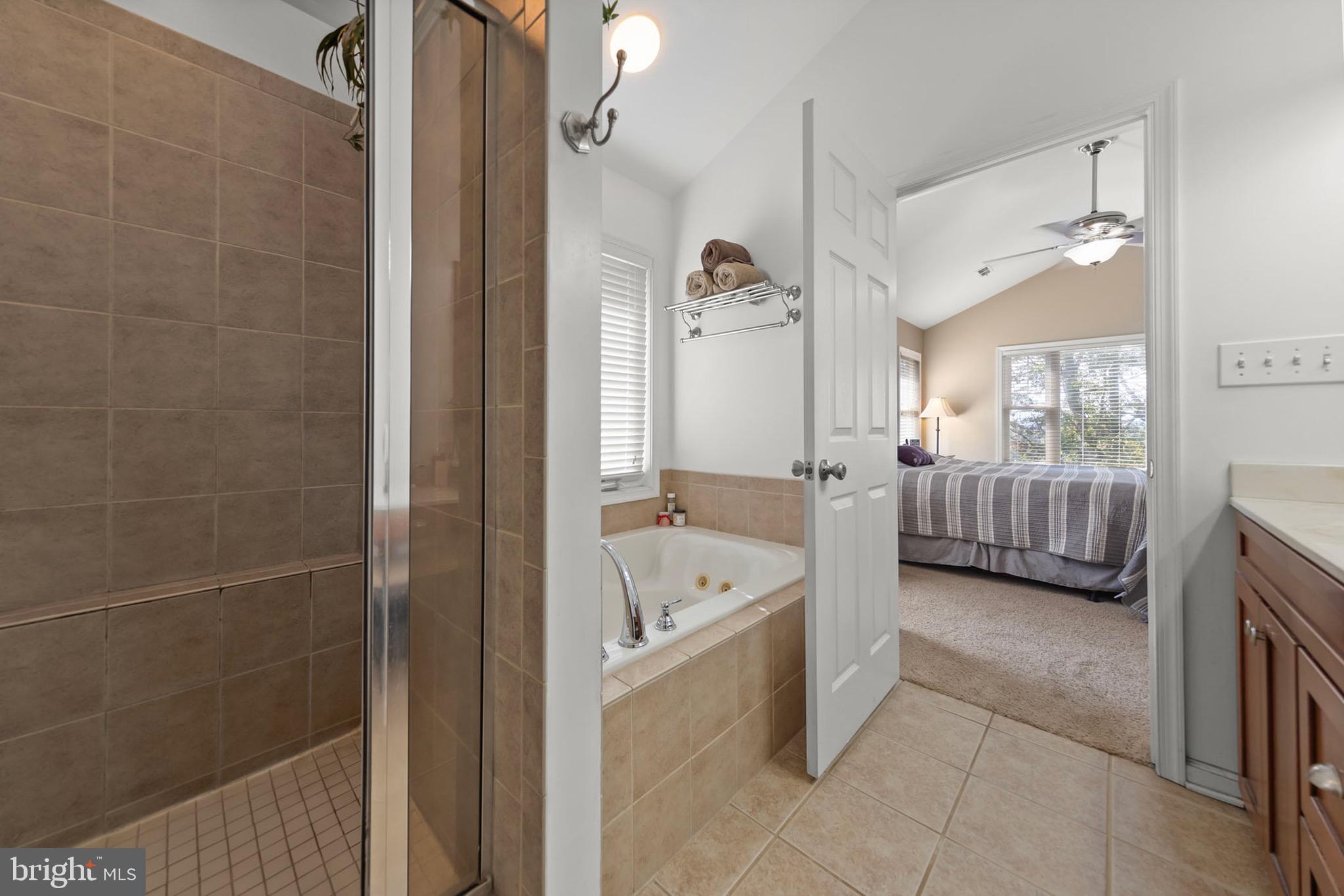 THUNDERBIRD RANCH - Residential