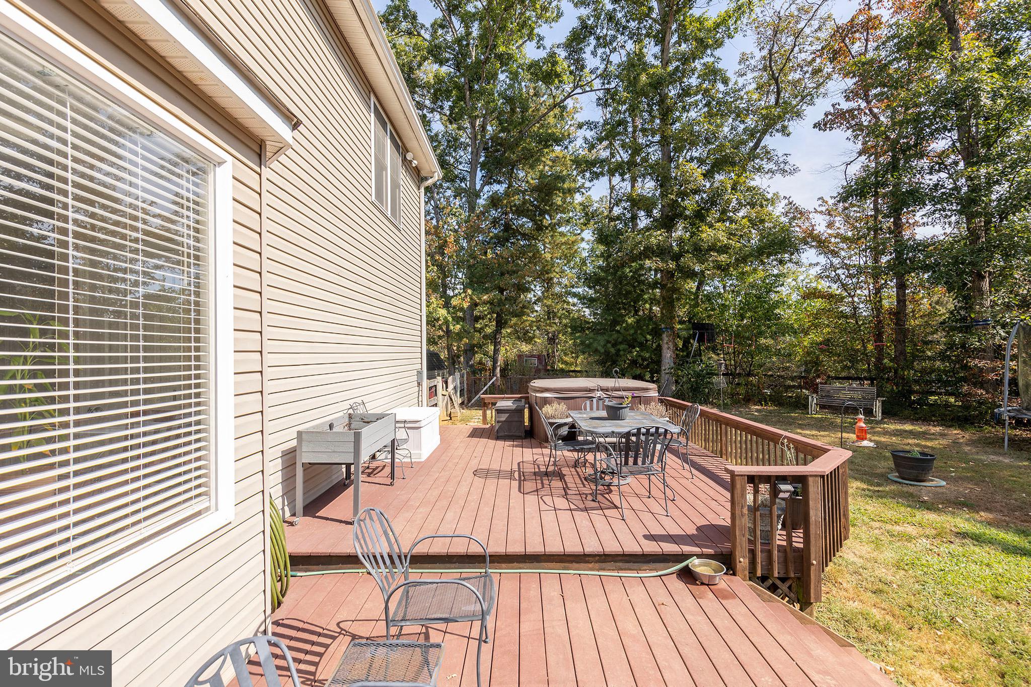 THUNDERBIRD RANCH - Residential