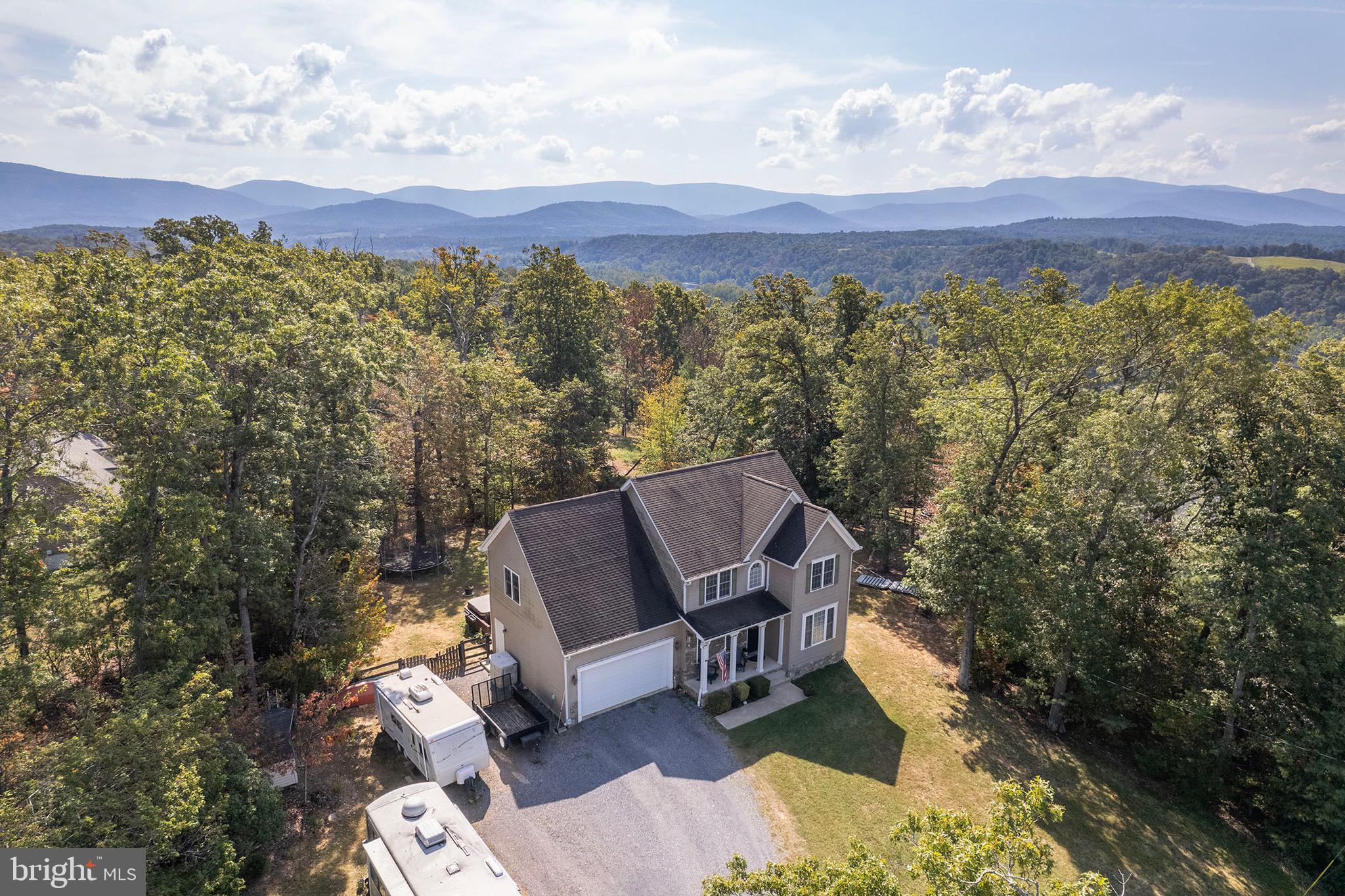 THUNDERBIRD RANCH - Residential
