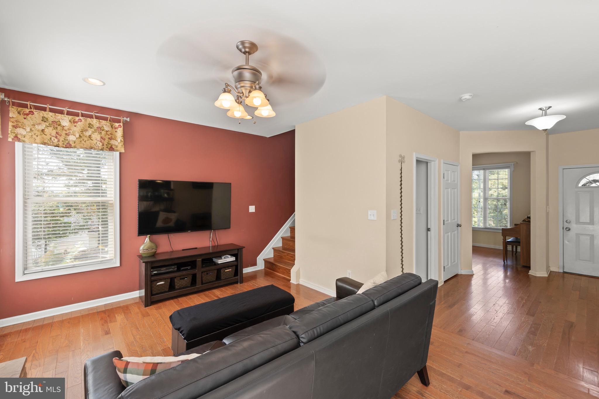 THUNDERBIRD RANCH - Residential