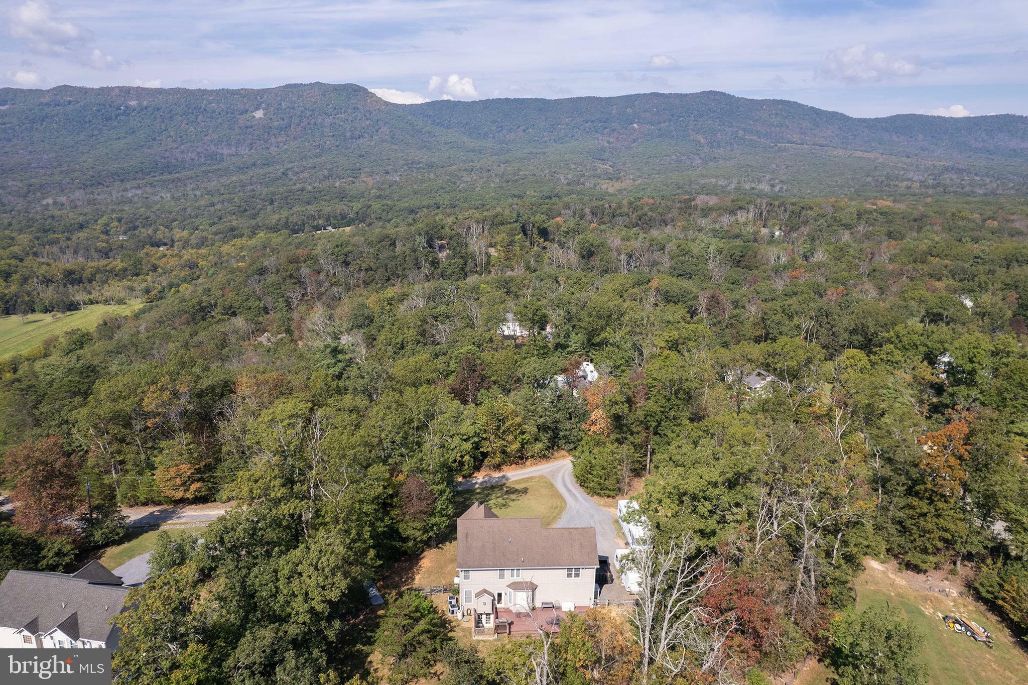 THUNDERBIRD RANCH - Residential