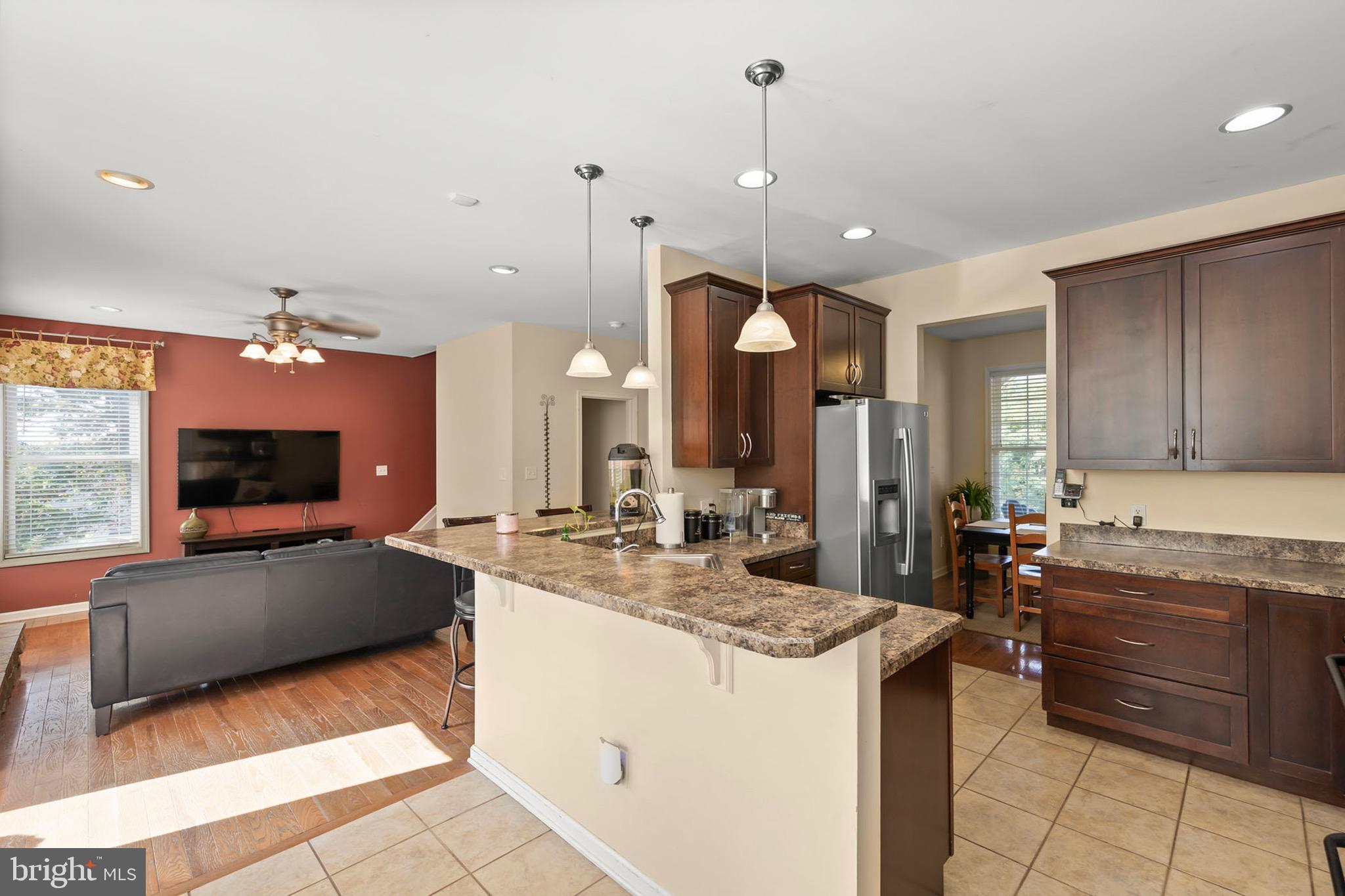 THUNDERBIRD RANCH - Residential