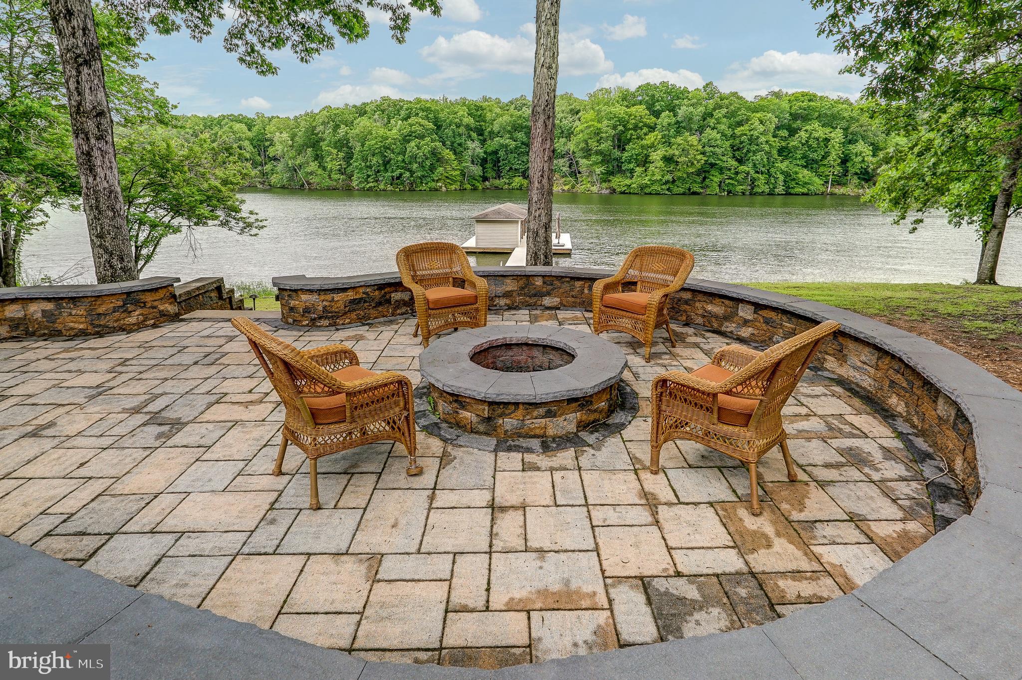 WYNDEMERE - Residential