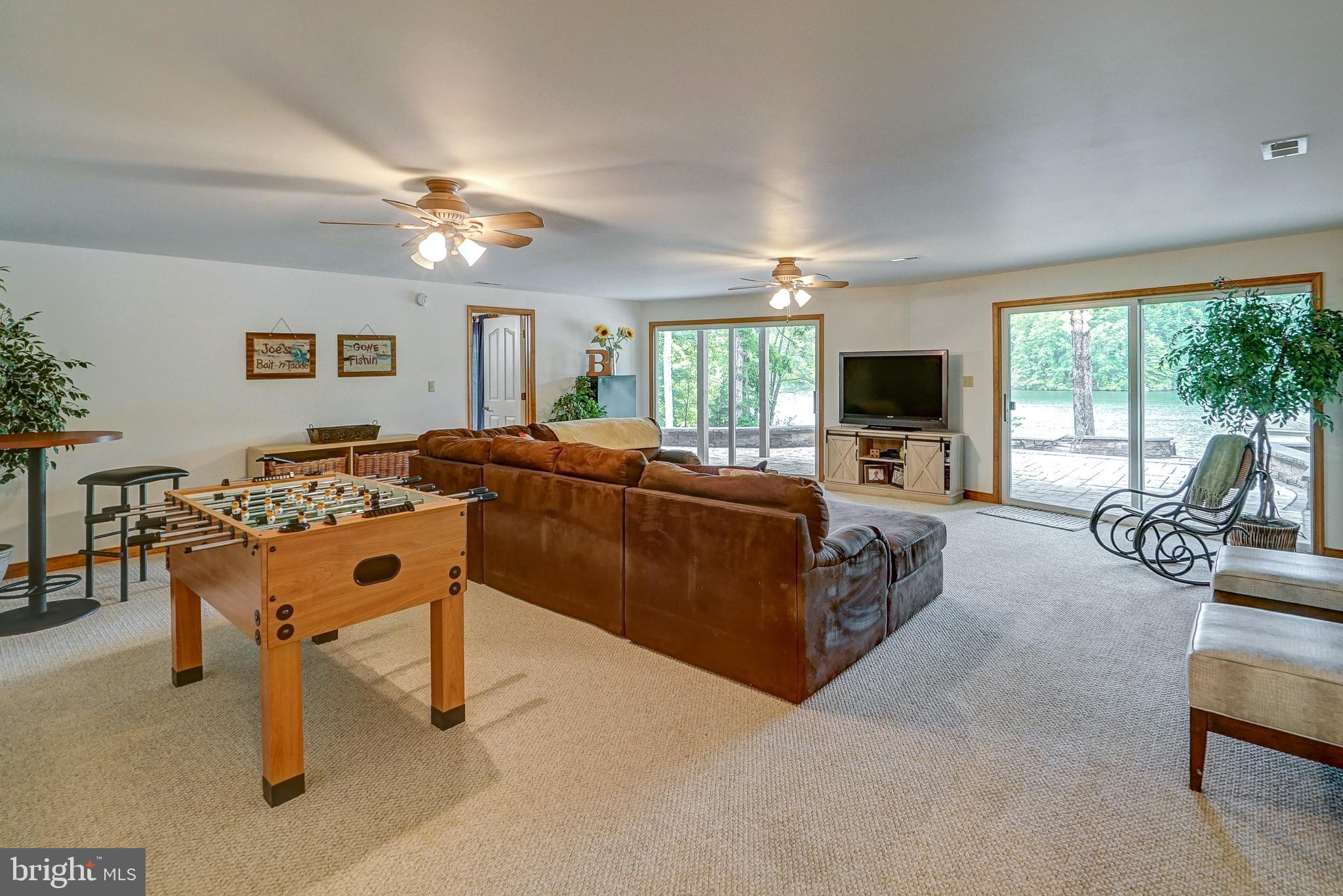 WYNDEMERE - Residential