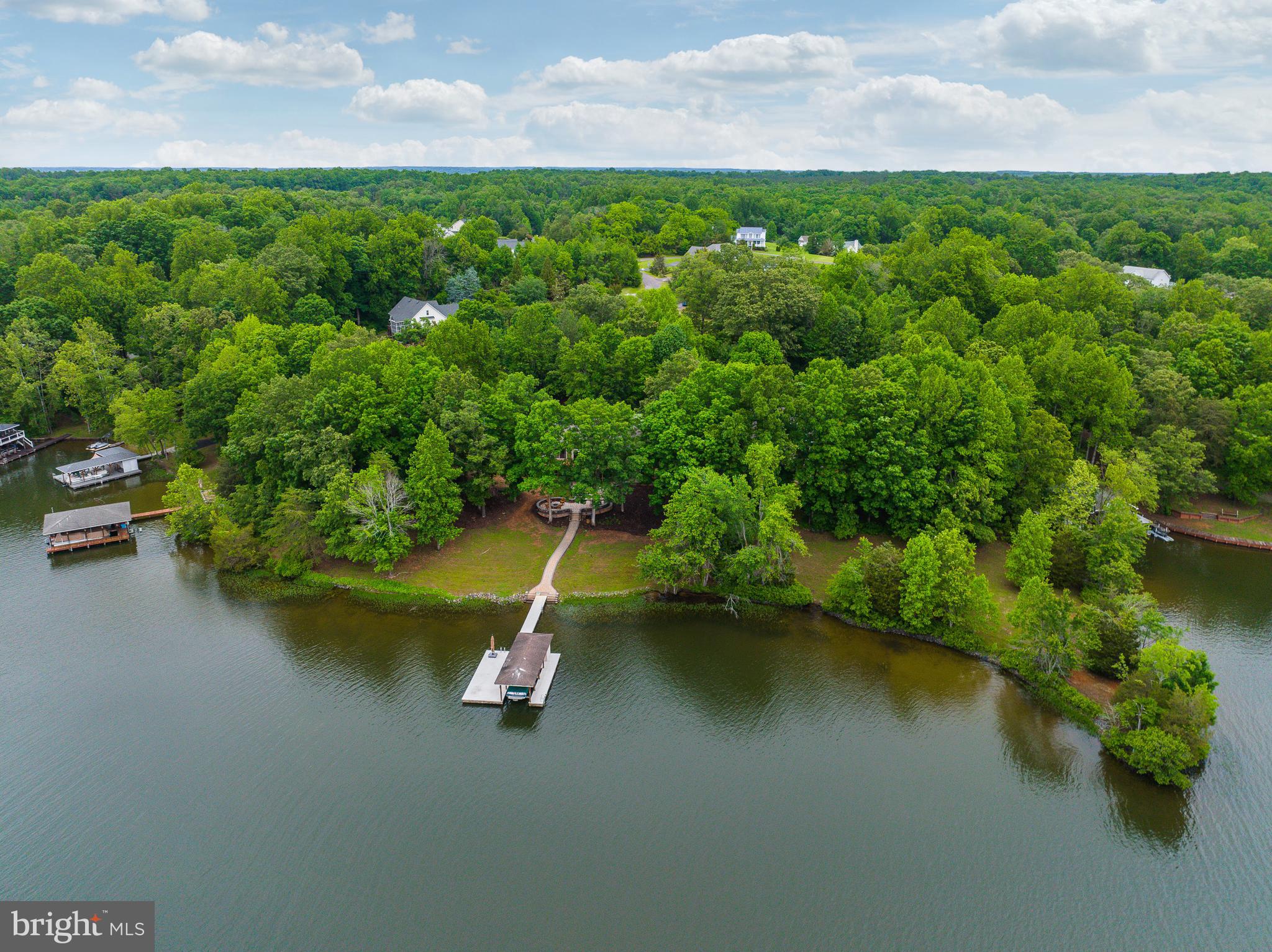 WYNDEMERE - Residential