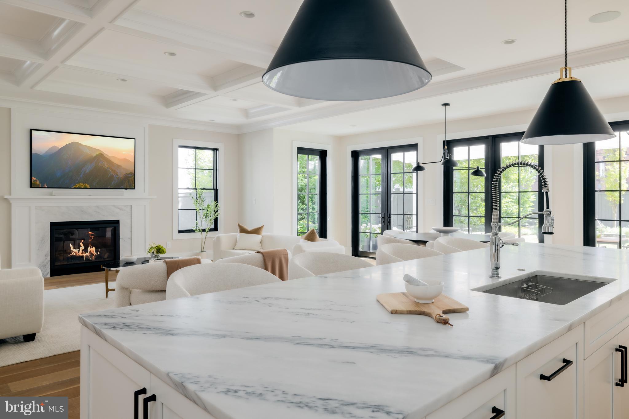 CLEVELAND PARK - Residential