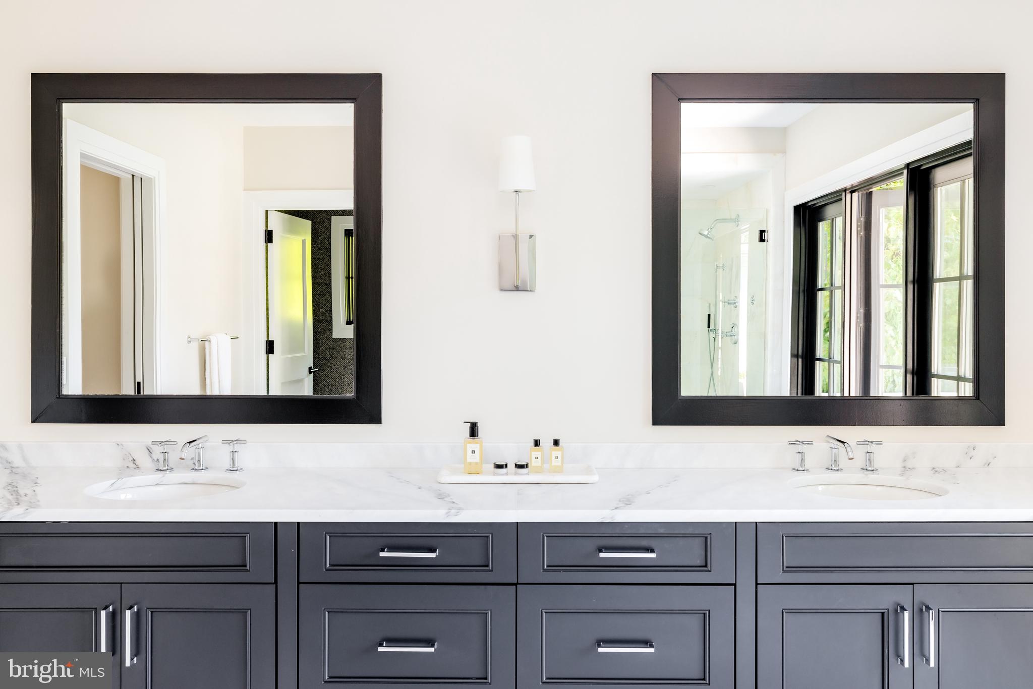 CLEVELAND PARK - Residential