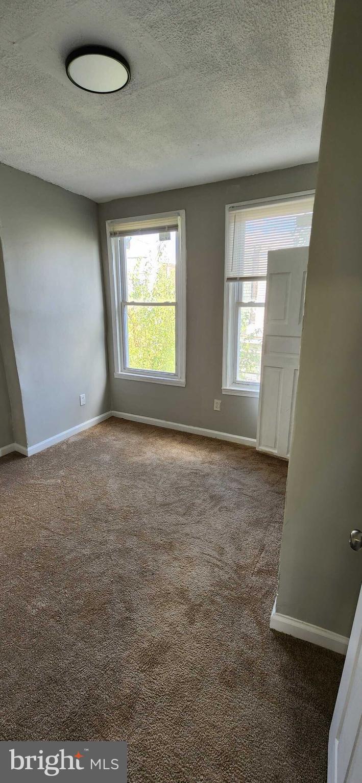 HUNTING PARK - Residential Lease