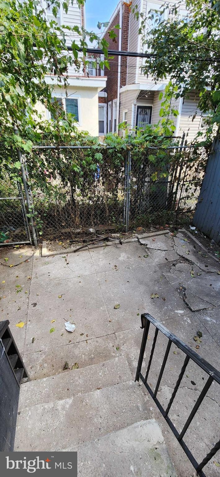 HUNTING PARK - Residential Lease