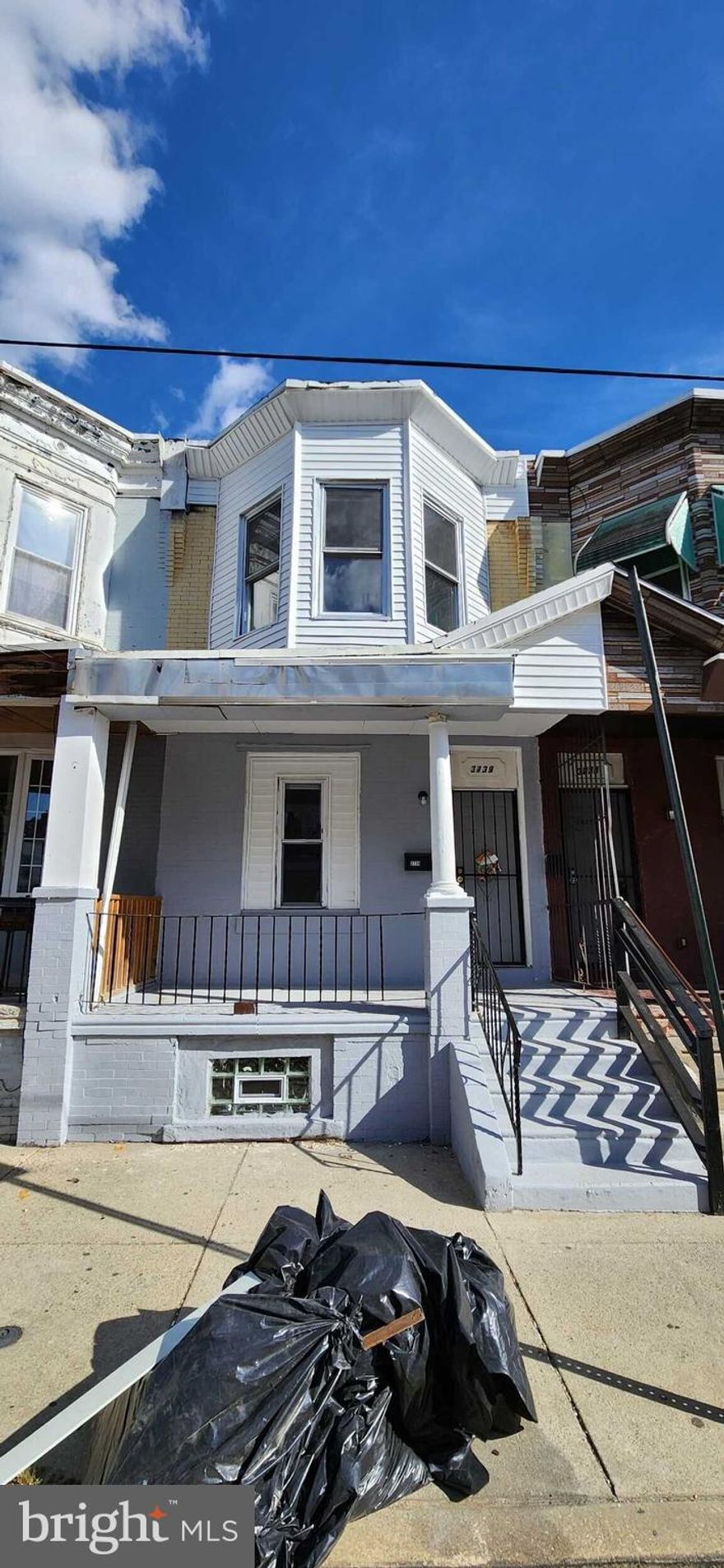 Welcome to your new home in Hunting Park! This 4 bedroom house has 2 FULL BATHS! The entire home has been renovated with a brand new white kitchen with open concept to the family room, Lifeproof flooring on the first floor and plush carpet in the luxurious and spacious upstairs bedrooms.  Bathrooms completely redone with beautiful marble tile. Walking distance to public transportation and shopping. This home has it all!
PLUS: 
Discounted security deposit!
Cash-back incentives for tenants!