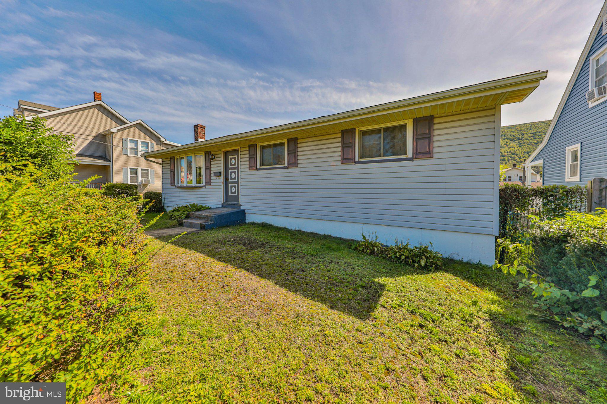 766 FRANKLIN AVENUE