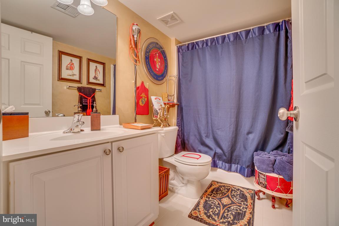 PORT POTOMAC - Residential