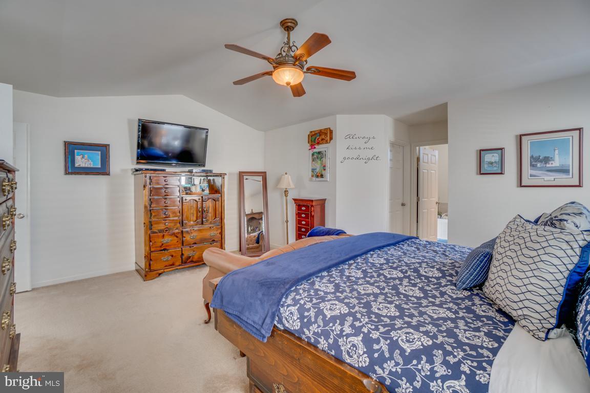 PORT POTOMAC - Residential