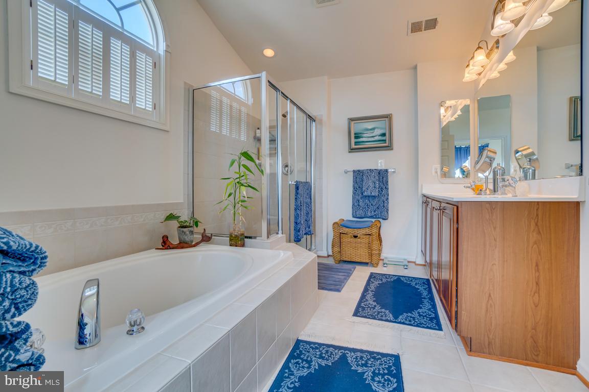 PORT POTOMAC - Residential