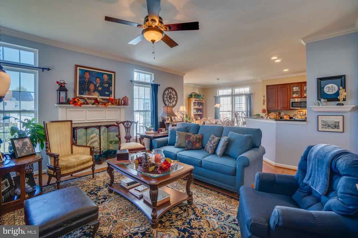 PORT POTOMAC - Residential