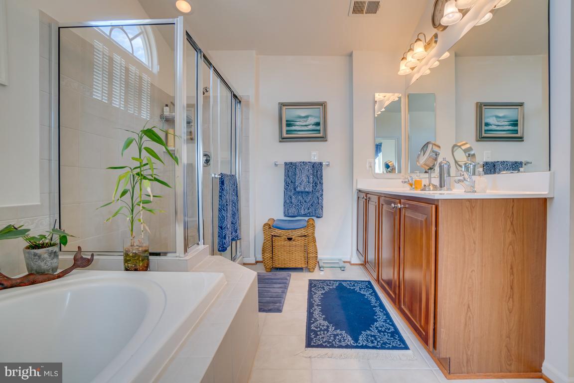 PORT POTOMAC - Residential