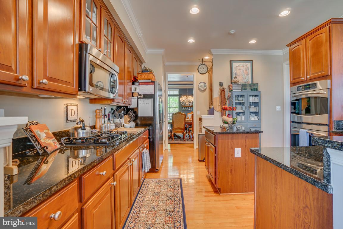 PORT POTOMAC - Residential