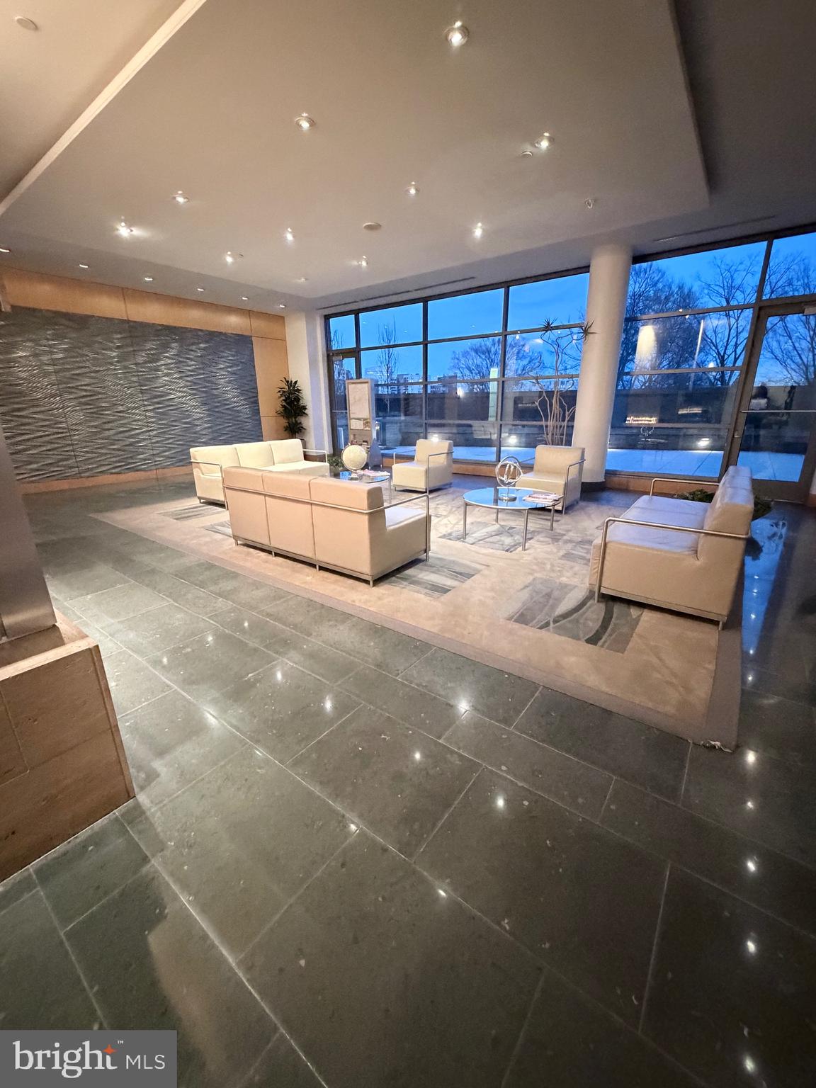 2001 15TH STREET N 221