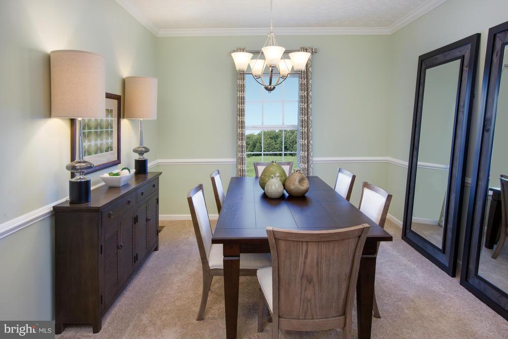 CREEKSIDE VILLAGE - Residential