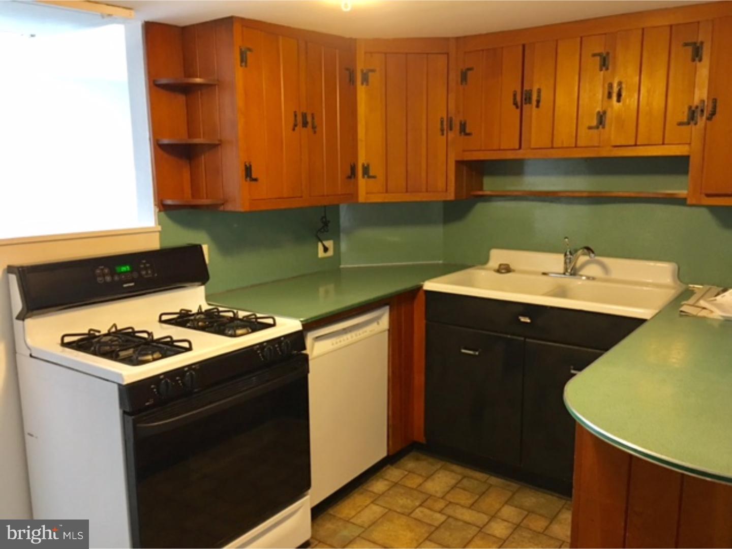 CHESTNUT HILL - Residential Lease