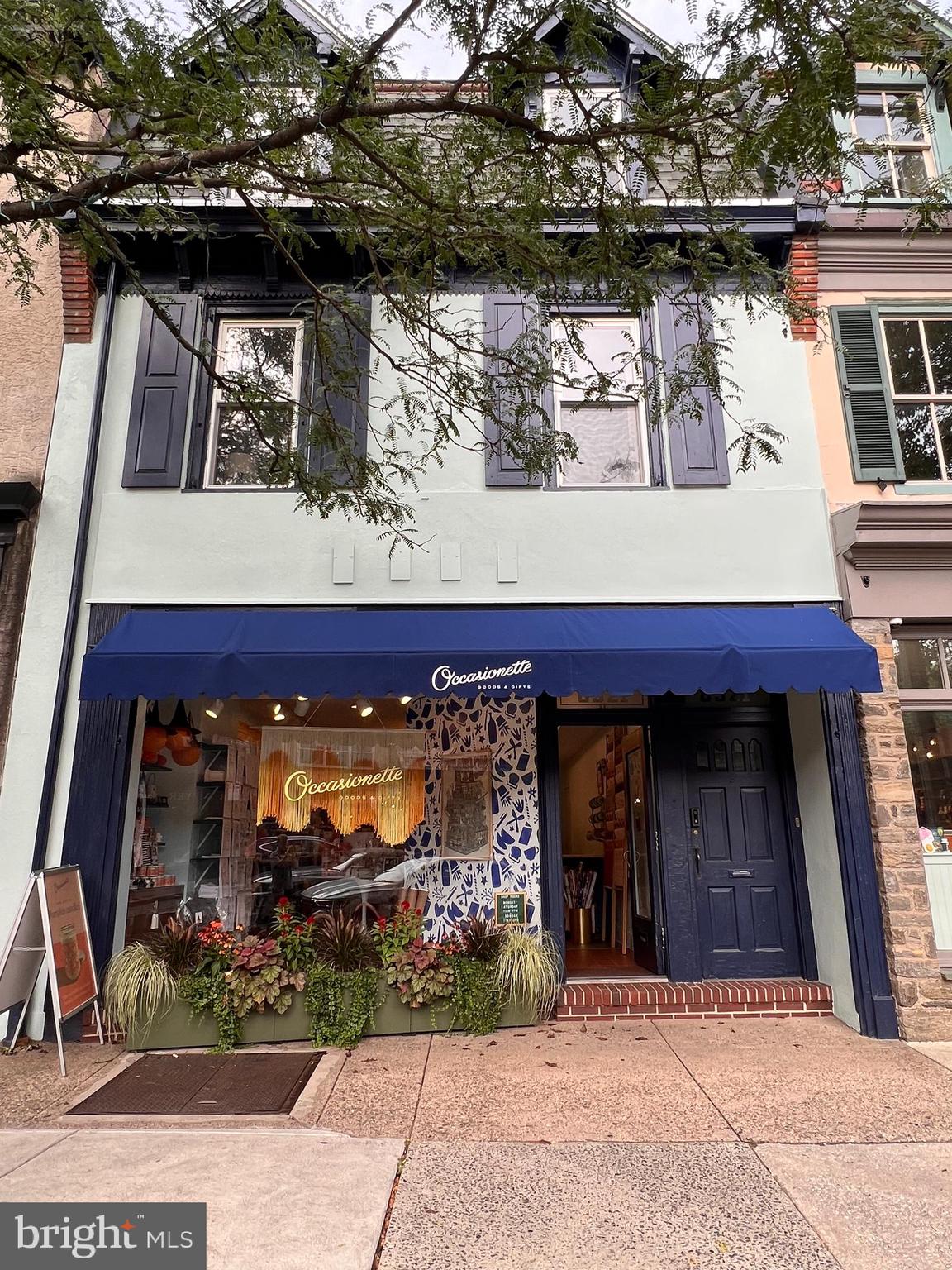 CHESTNUT HILL - Residential Lease