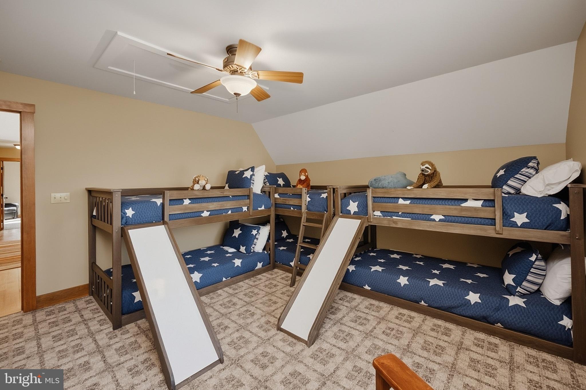 HICKORY RIDGE - Residential