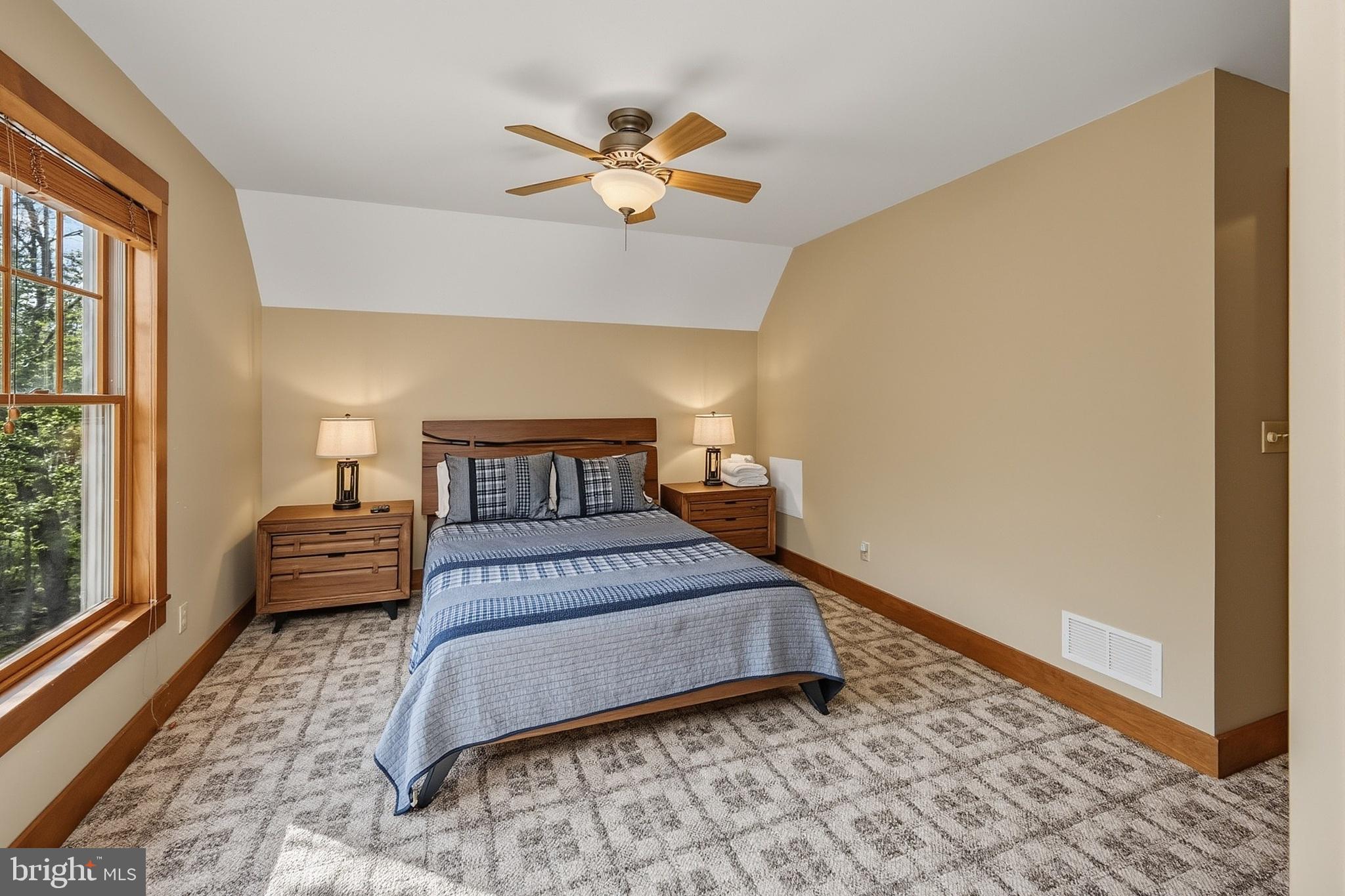 HICKORY RIDGE - Residential