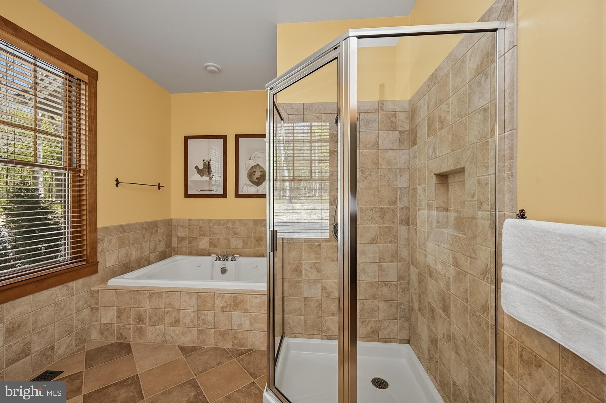 HICKORY RIDGE - Residential