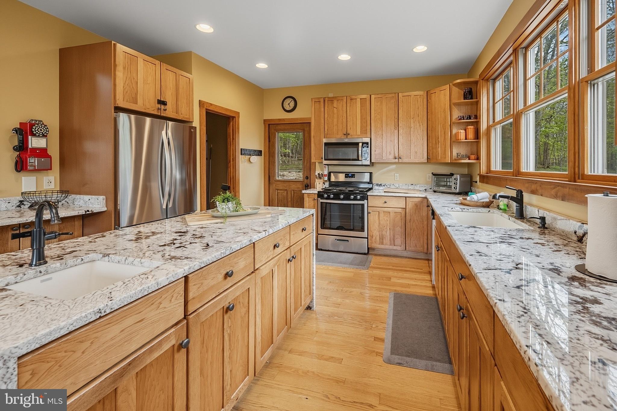 HICKORY RIDGE - Residential
